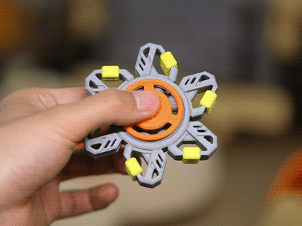 Mecha Fingertip Gyroscope by JINQITOYS
